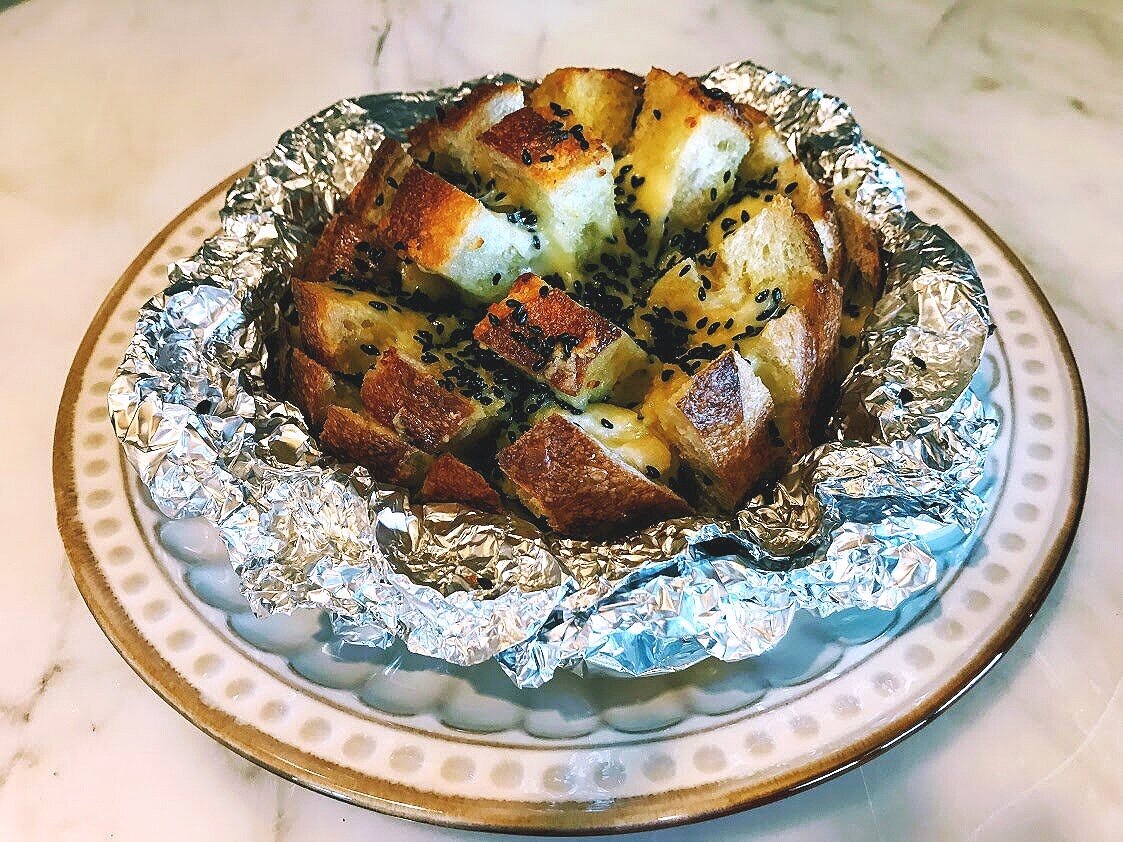 Raclette Sourdough Pull-Apart Bread