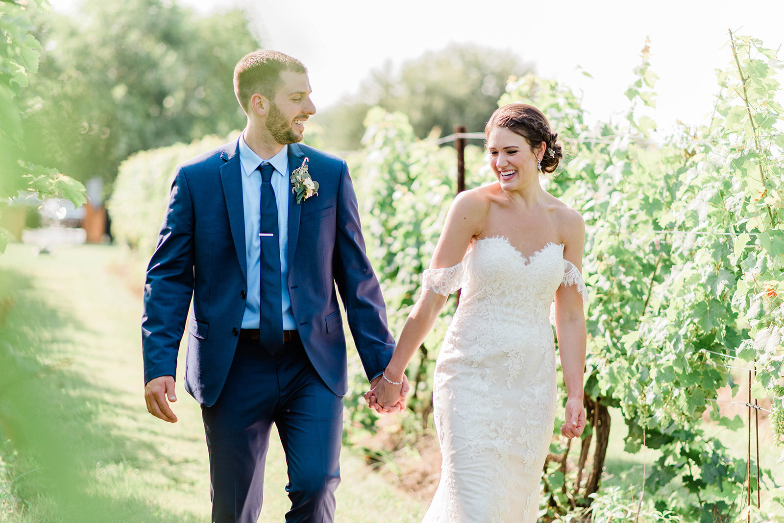 Mikaela + Russ' Beautiful Vineyard Wedding