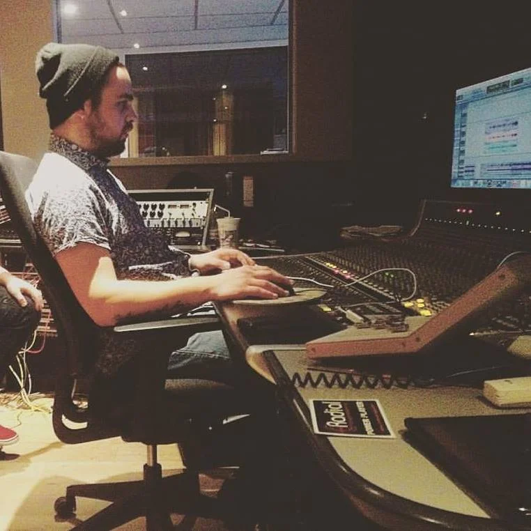 Jonathan Cagne Musician//Producer