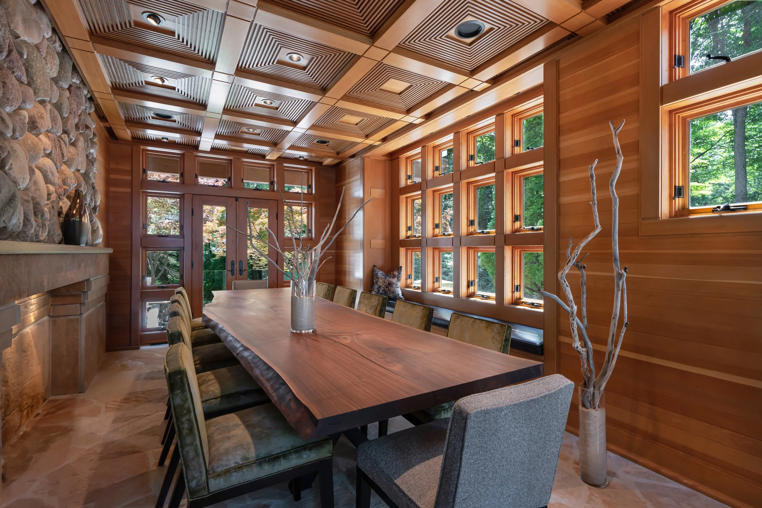 3-TABLE-VERTICAL copy 2.jpg