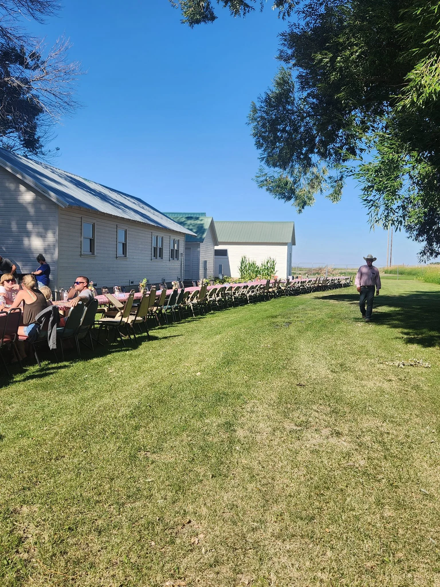 longest table 2023.jpg