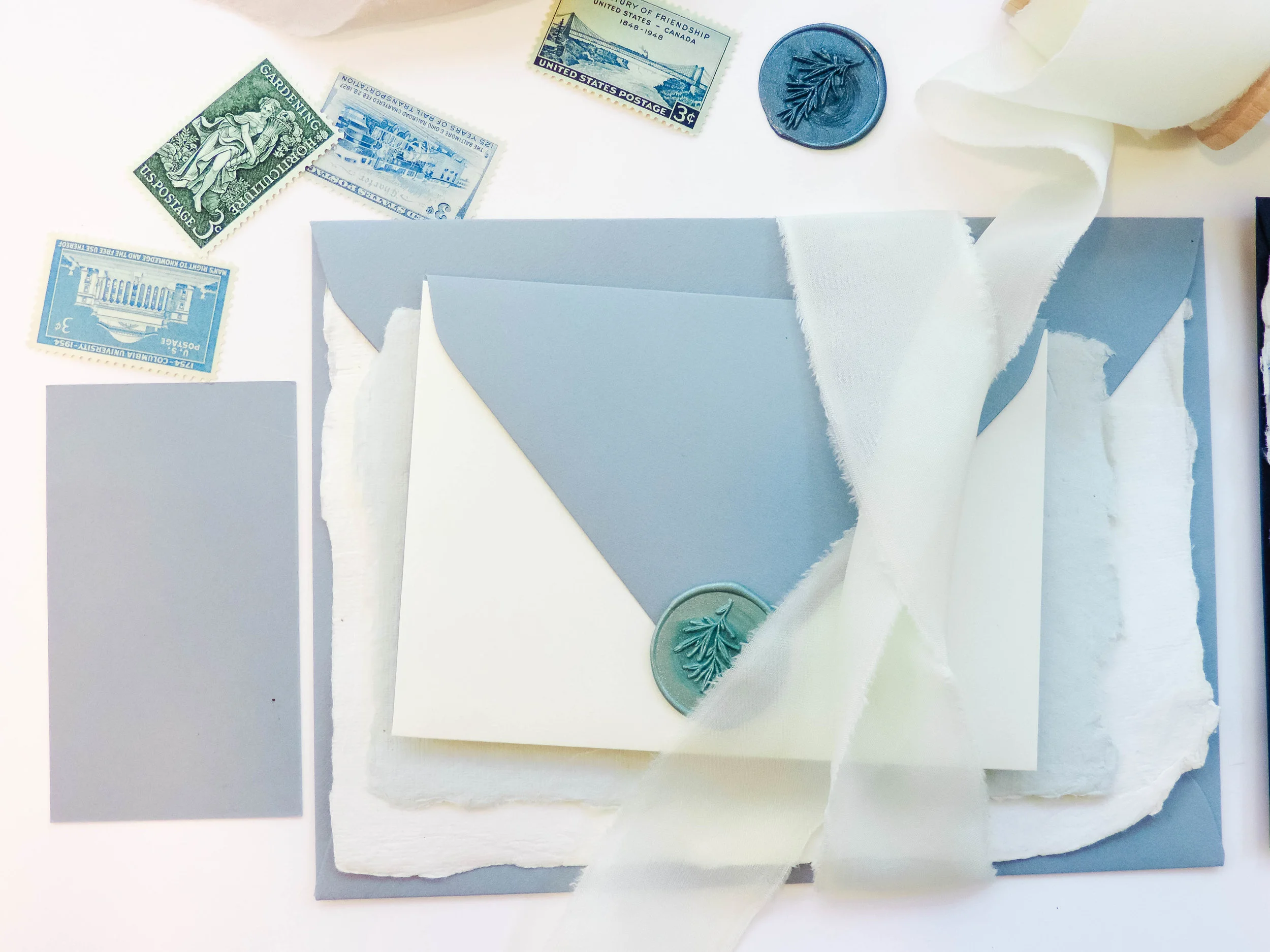 6 Tips for Adding Wax Seals to your Wedding Invitations — Raleigh Calligraphy & Design