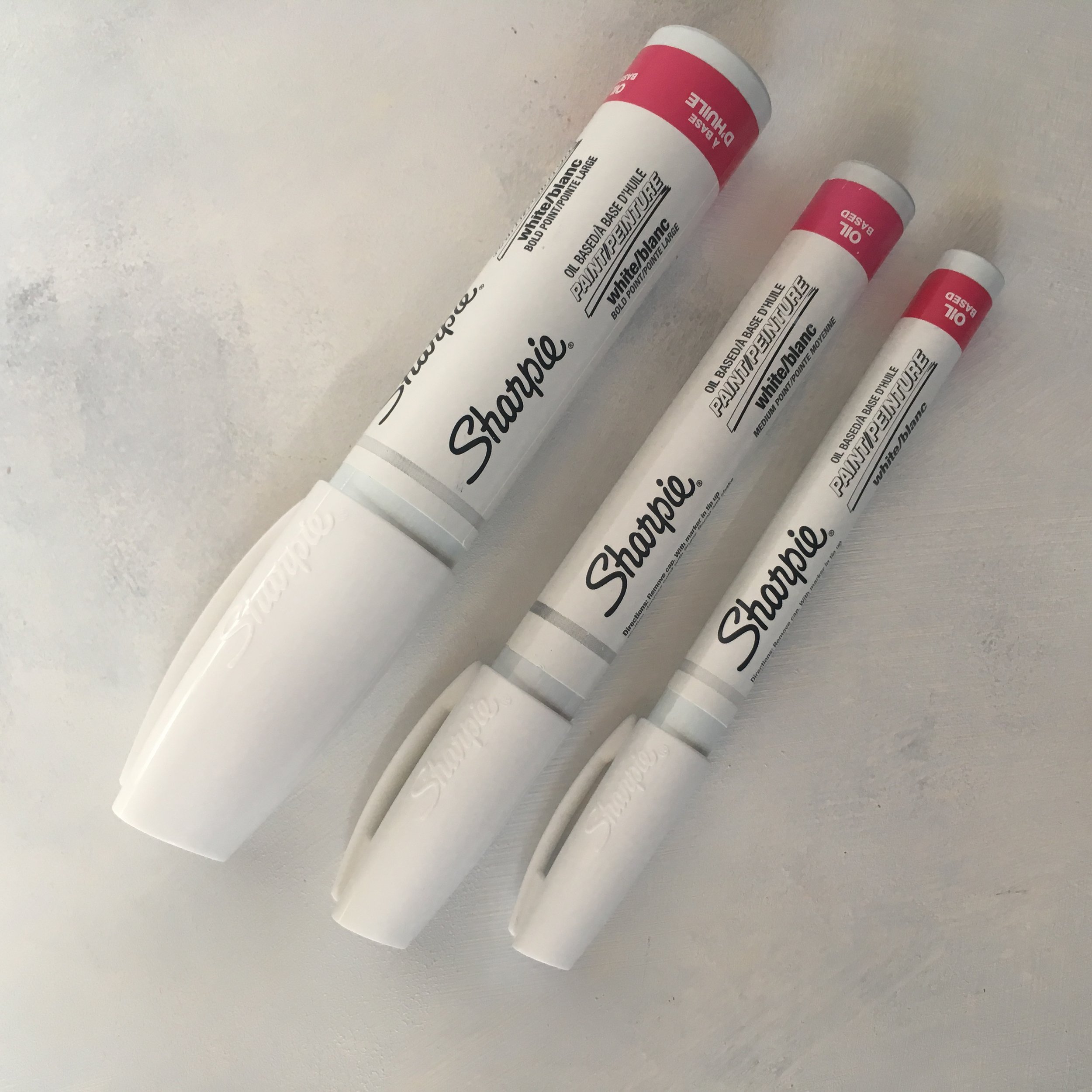 Sharpie Oil Paint Marker Bold - White