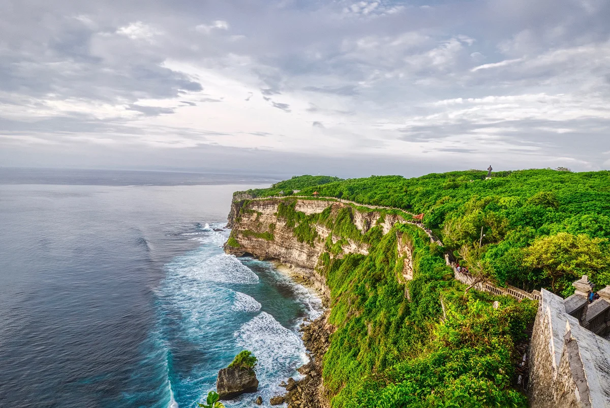 INDONESIA © Brandin Cooks