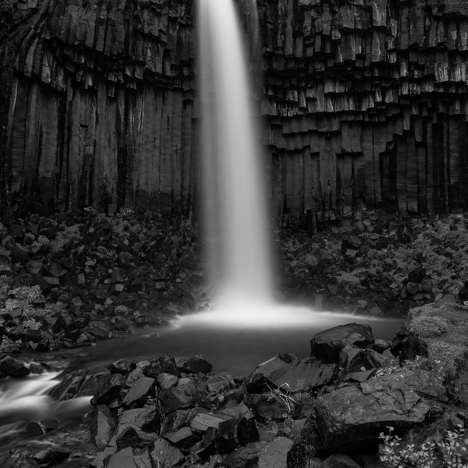 COLUMNS AND FALLS.1500PX.jpg