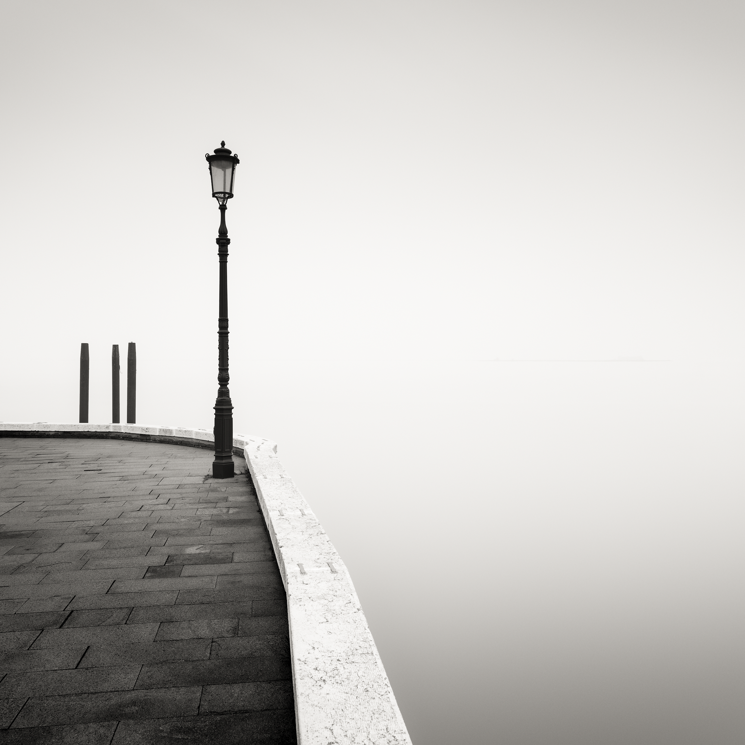 SILENT-SYMPHONY.2500PX-GR.png