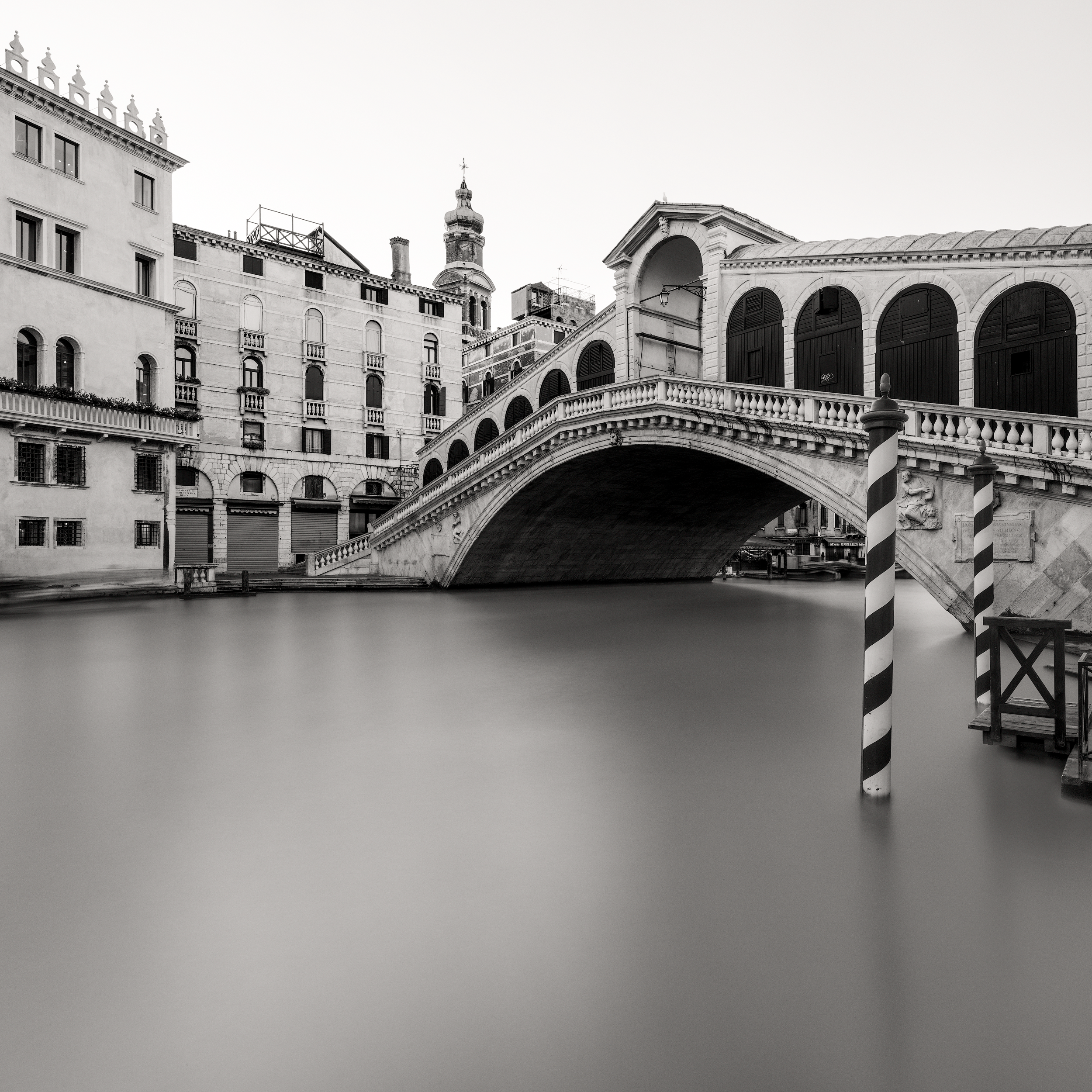 RIALTO BRIDGE.2500PX-GR.png