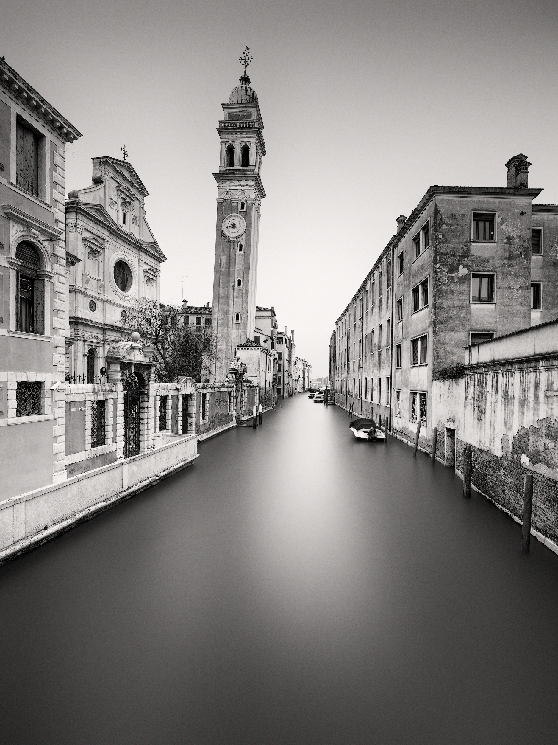 LEANING-TOWER.2500PX-GR.png