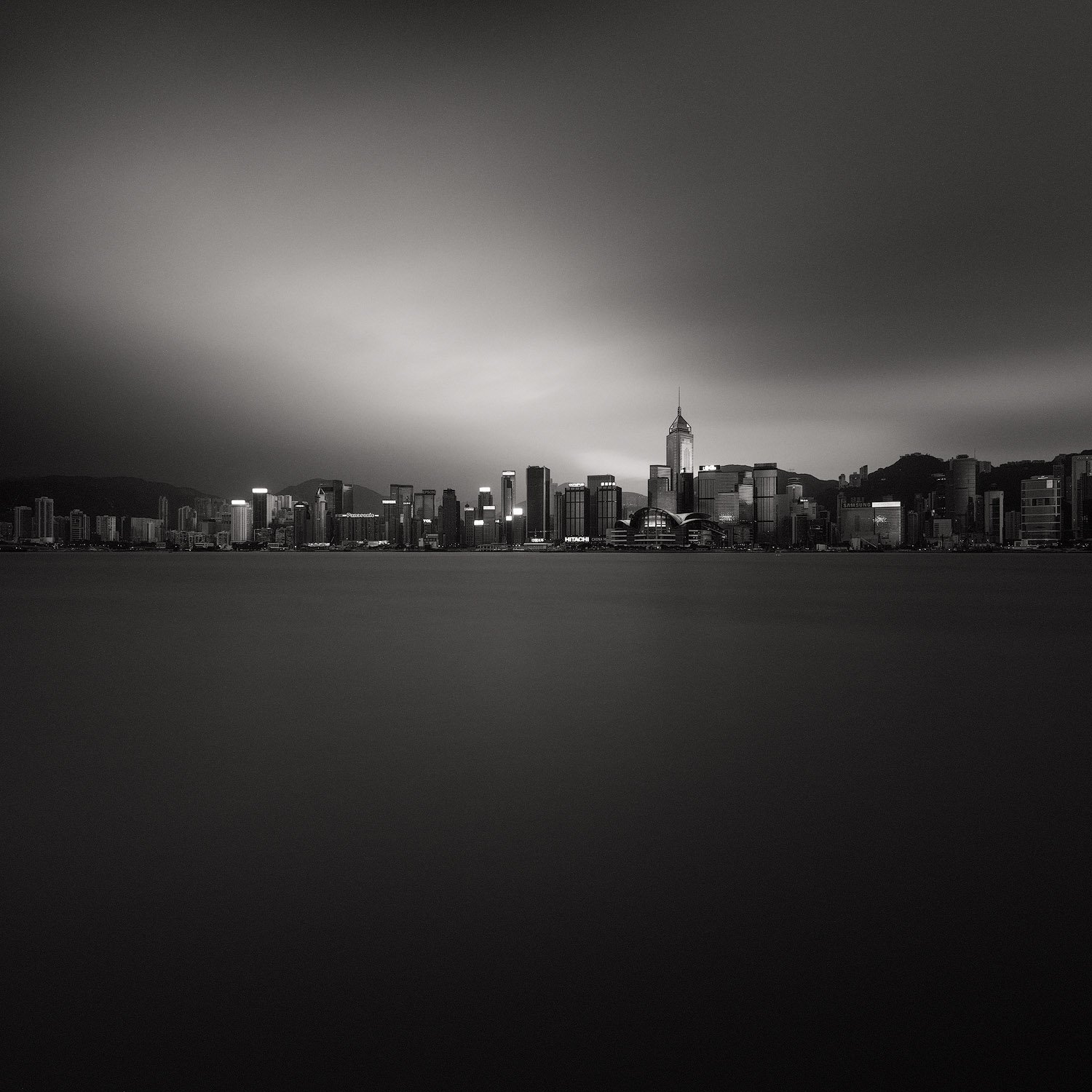 DARK CITY.1500PX-GR.jpg