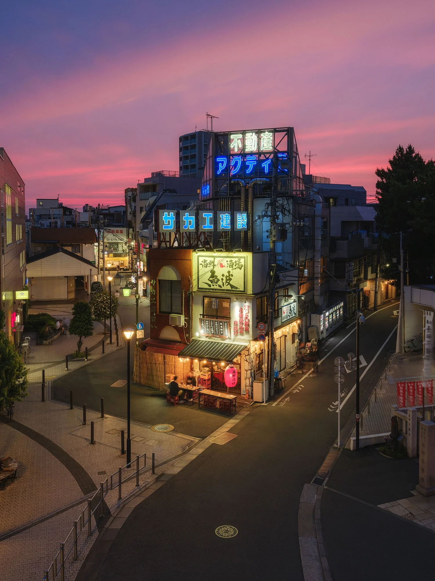 NEON BLUE HOUR.2000PX-GR.jpg