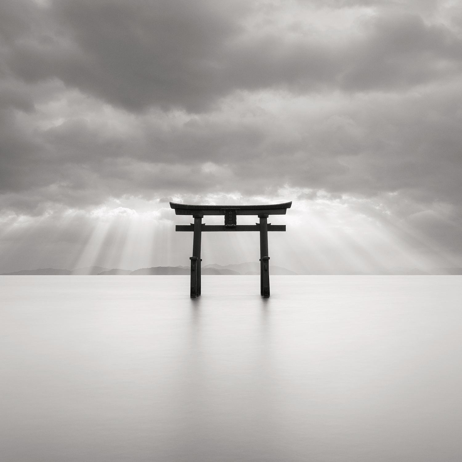 space-solitude-torii-gate-god-rays.png