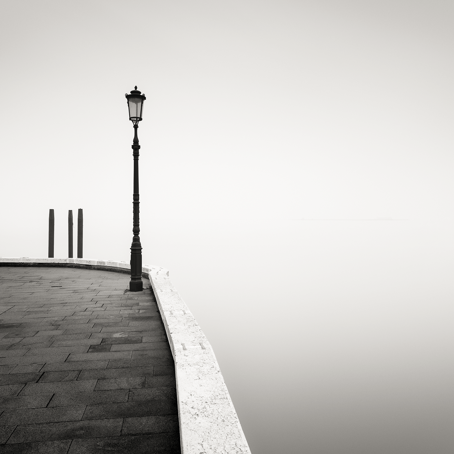 floating-city-lamppost-poles-soft-waters.png