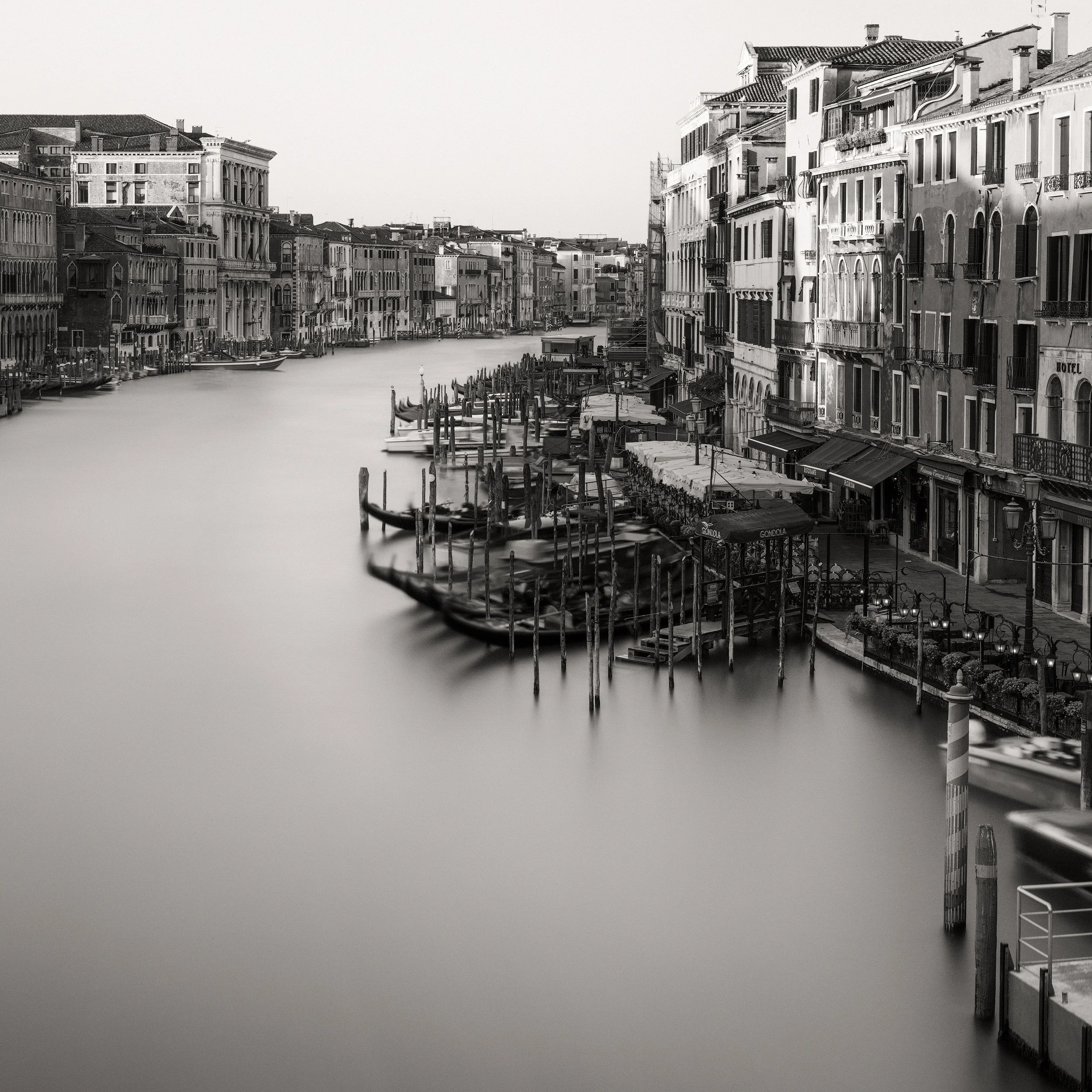 GRAND CANAL PARKING