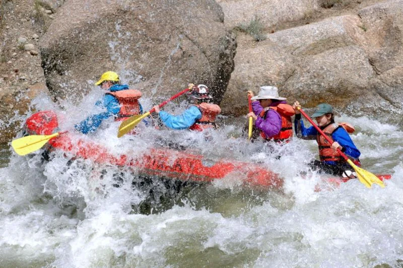river_raft_2.jpg