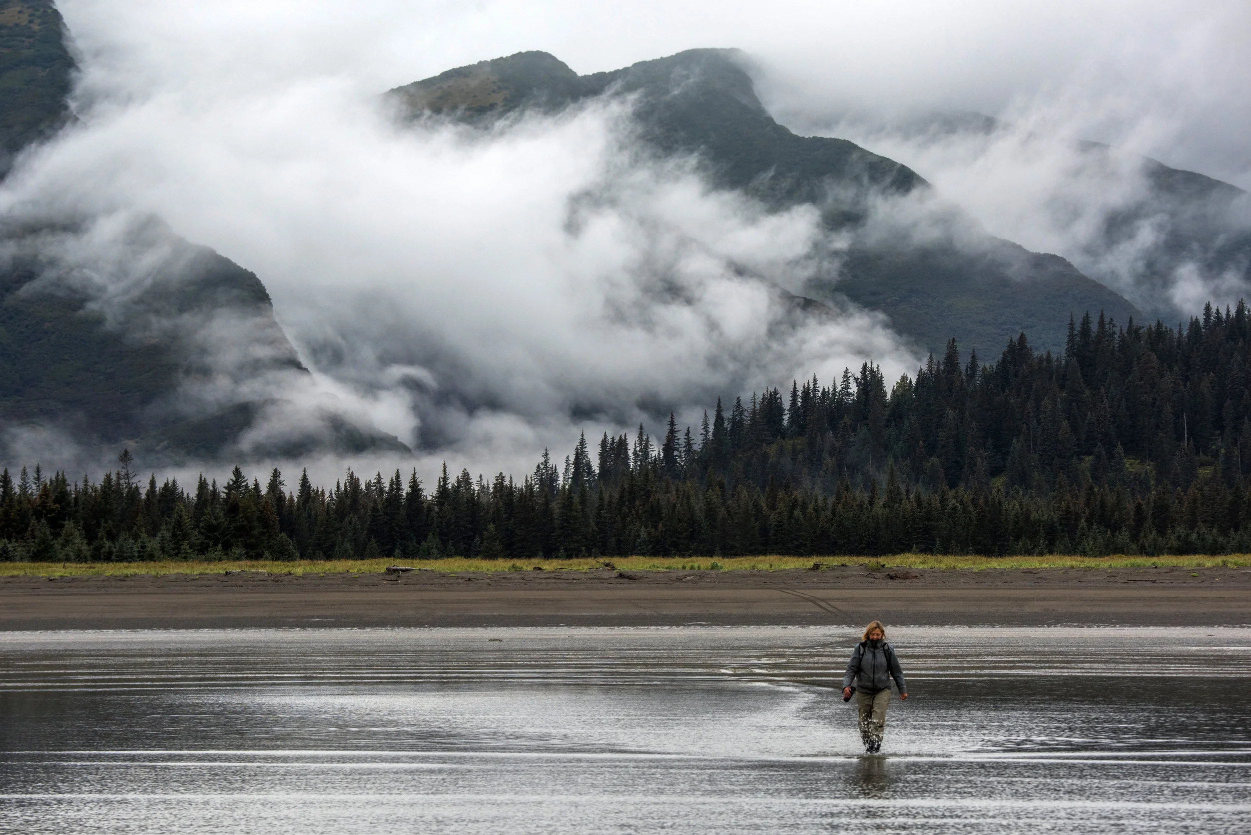 EdneyAP_Alaska_HalibutFishing-4599b.jpg