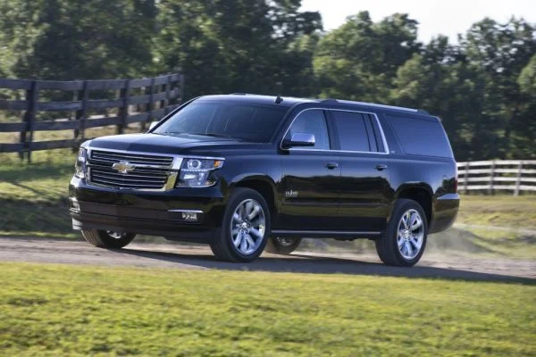 2017-Chevrolet-Suburban-Front-Left-Side.jpg