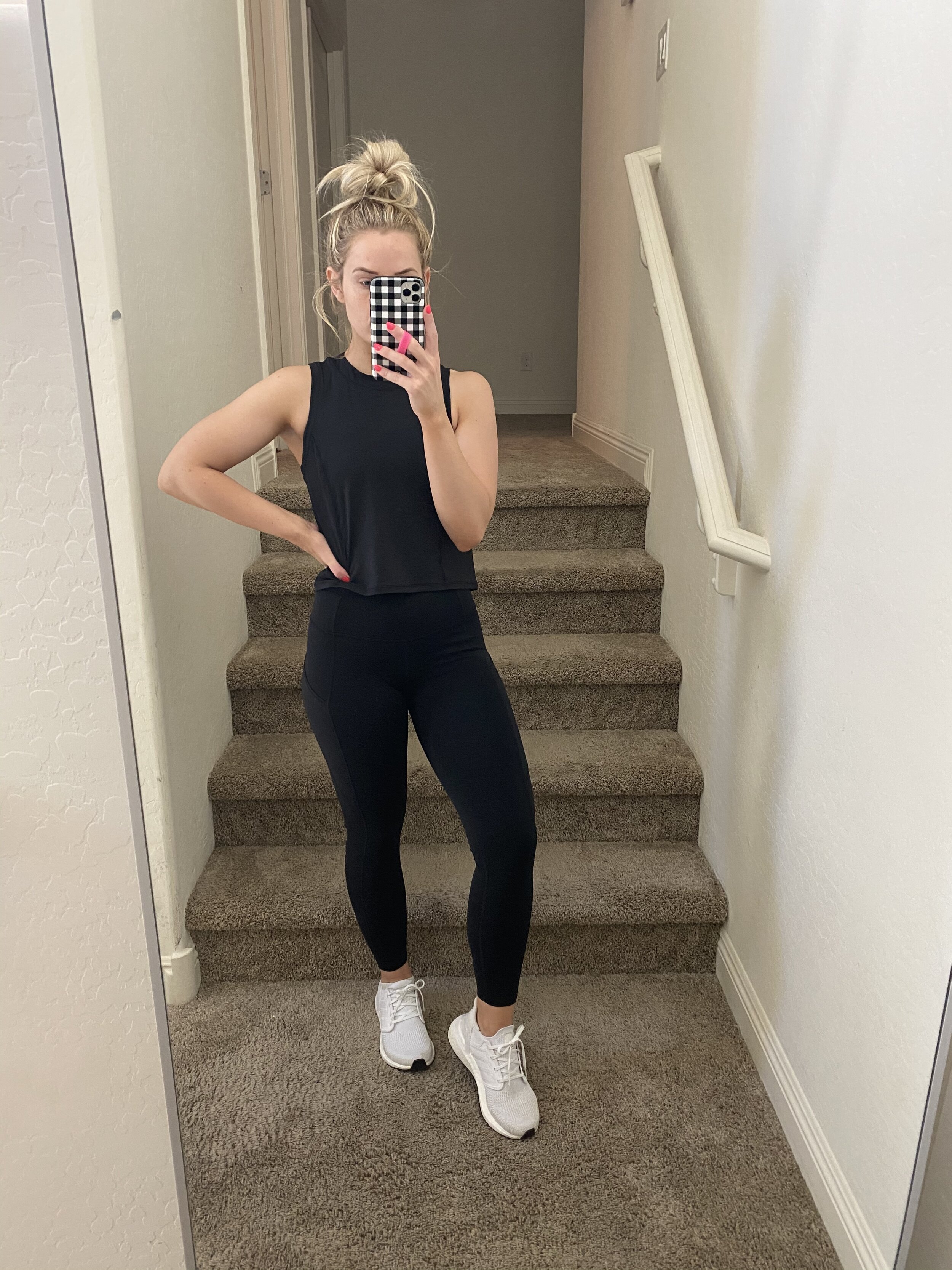 Currently in need of a dupe for the Lululemon flared align leggings/yo