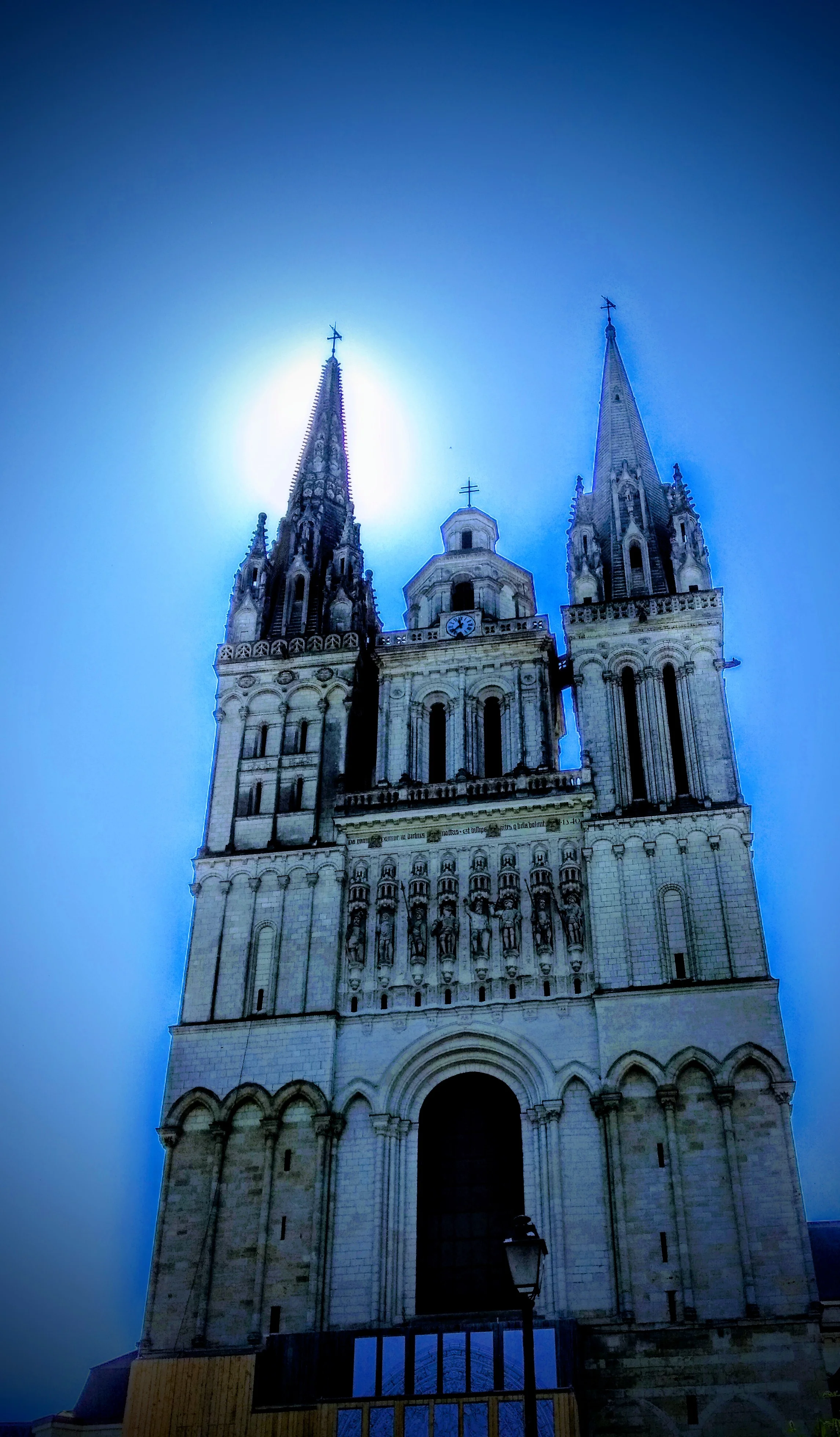 Pryor1_Cathedrale Angers, France.jpg