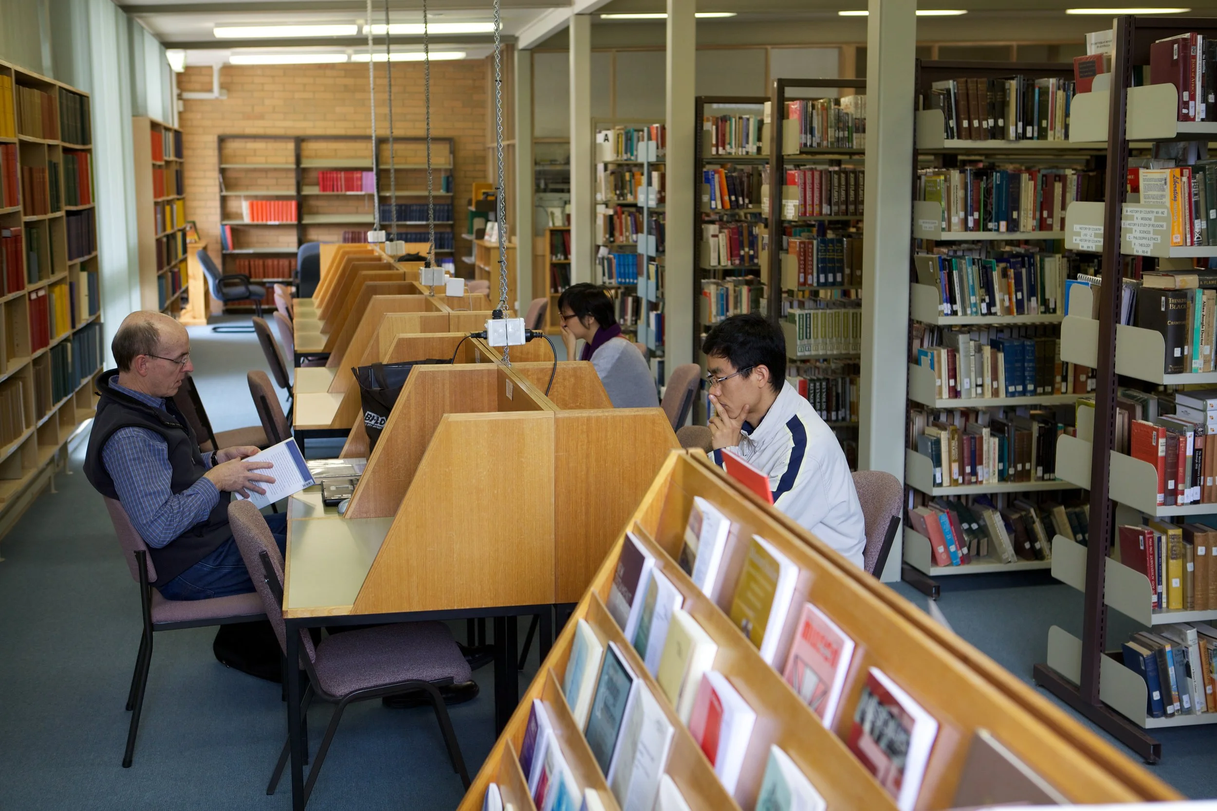 ministry students bible study library