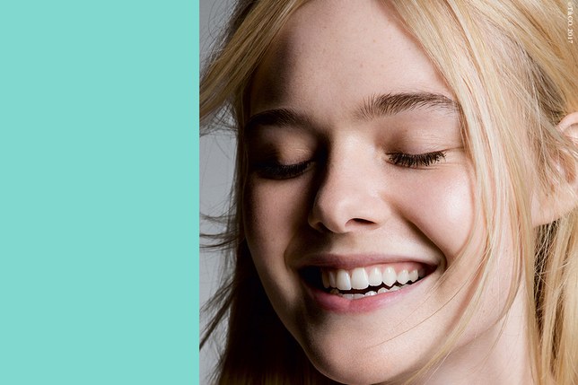 tiffany-fall2-2017-campaign-elle-fanning.jpg