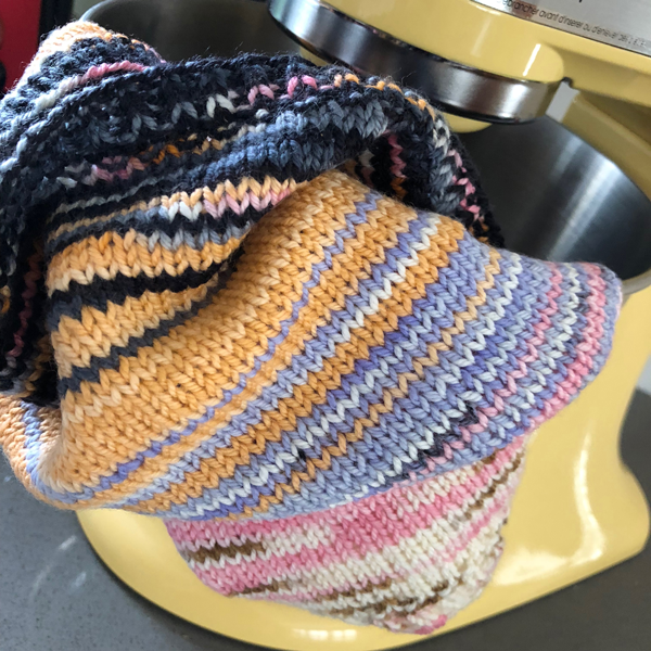 Funfetti-Faded-Cowl-2.png