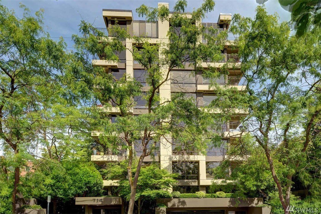 Capitol Hill Apartment