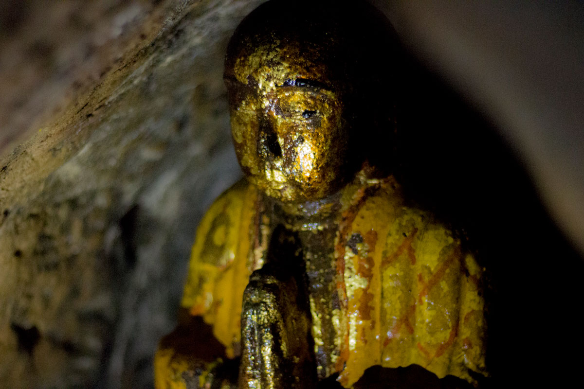Hidden statue in the cave
