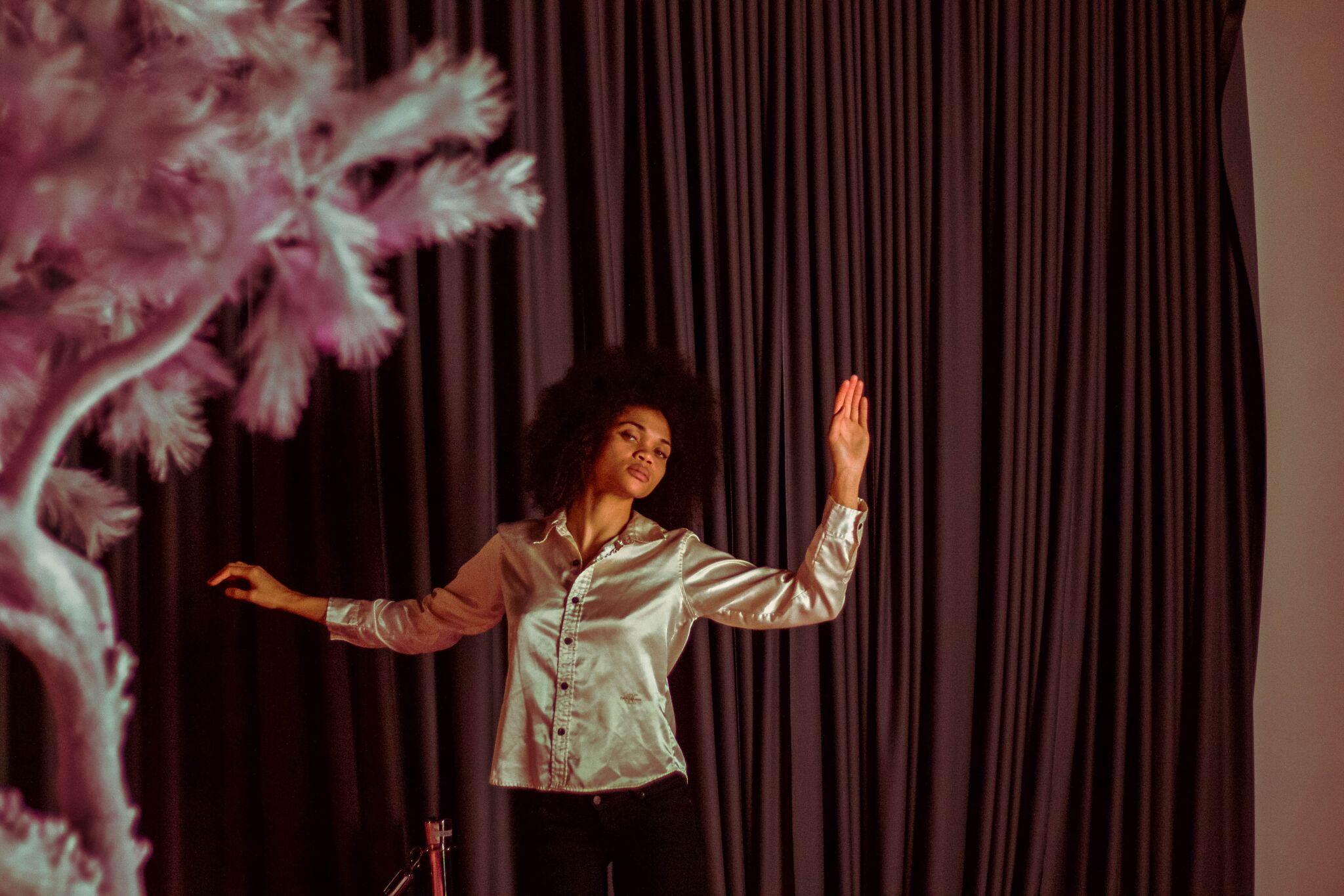 Credits: Photographer: Isabella Dias (@isabelladiasx) Model: Chavi St Hill (@chavisthill)