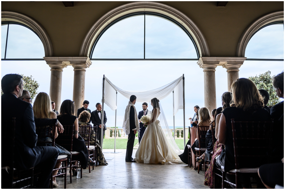 indoor wedding ceremony at the Villa del Lago 