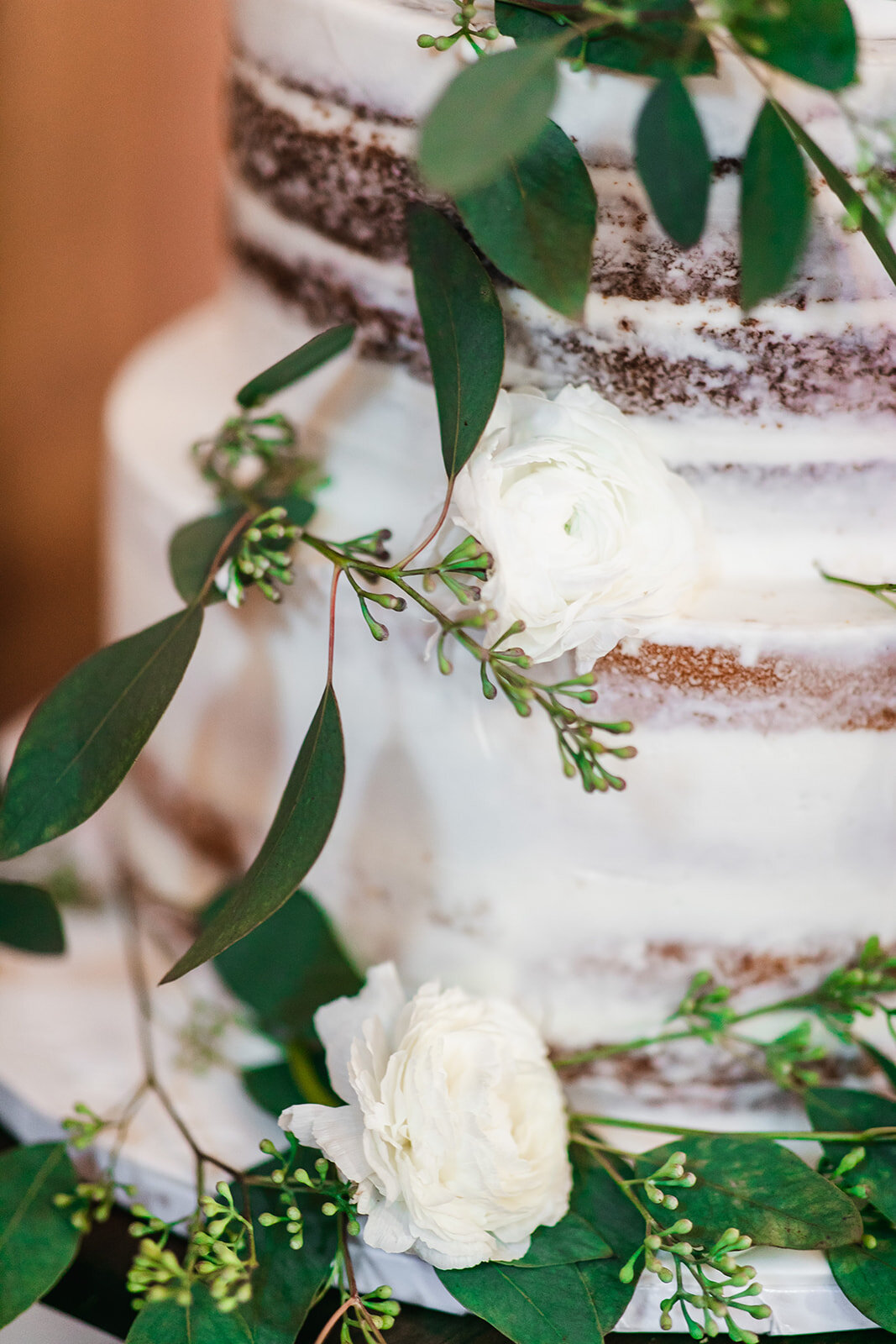  semi naked wedding cake 