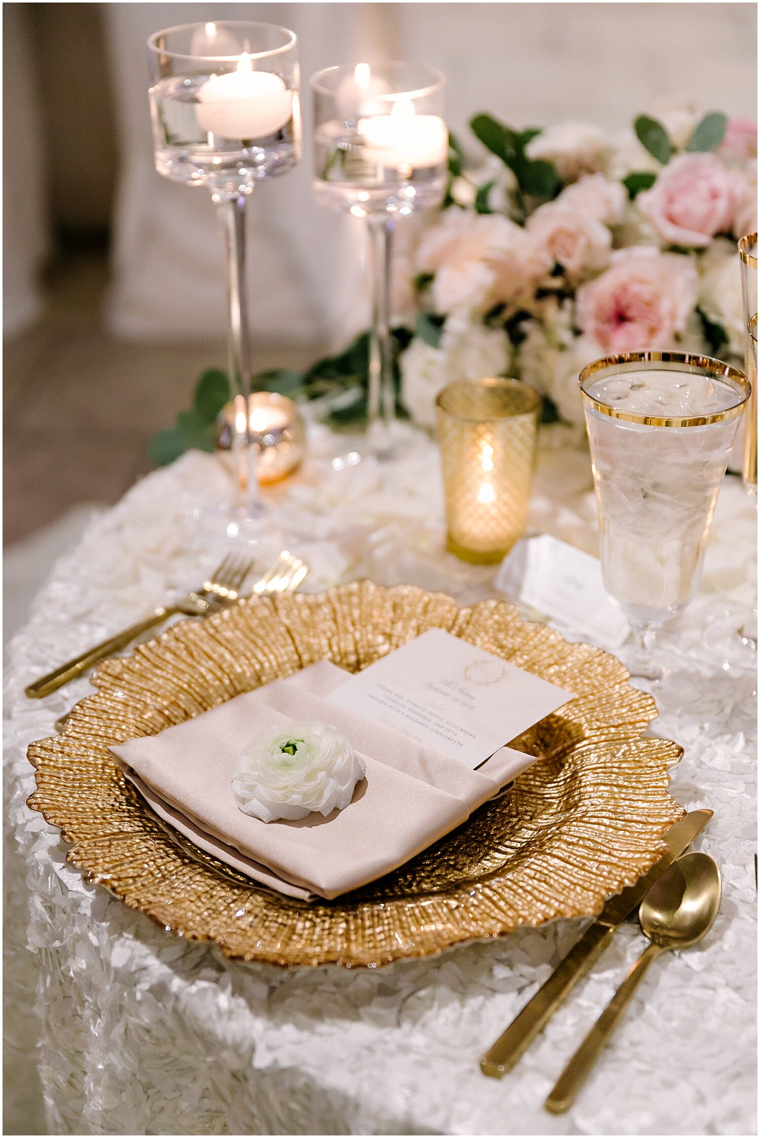  white and gold wedding table setting 