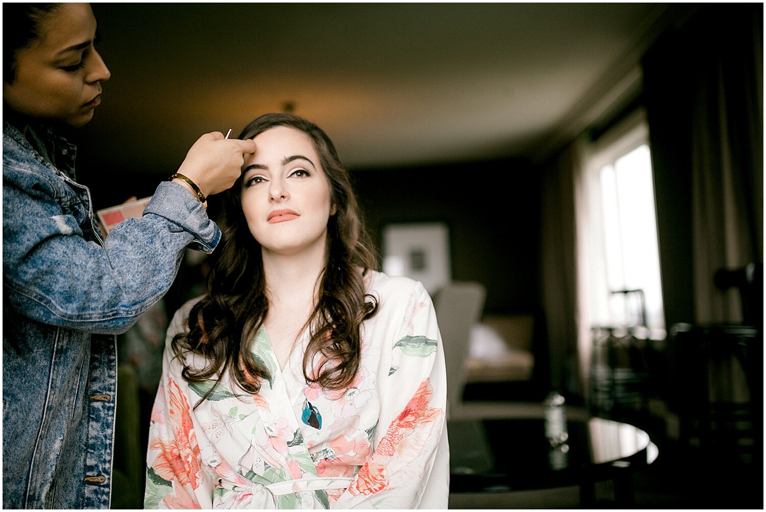  bride getting ready for her wedding in Houston 