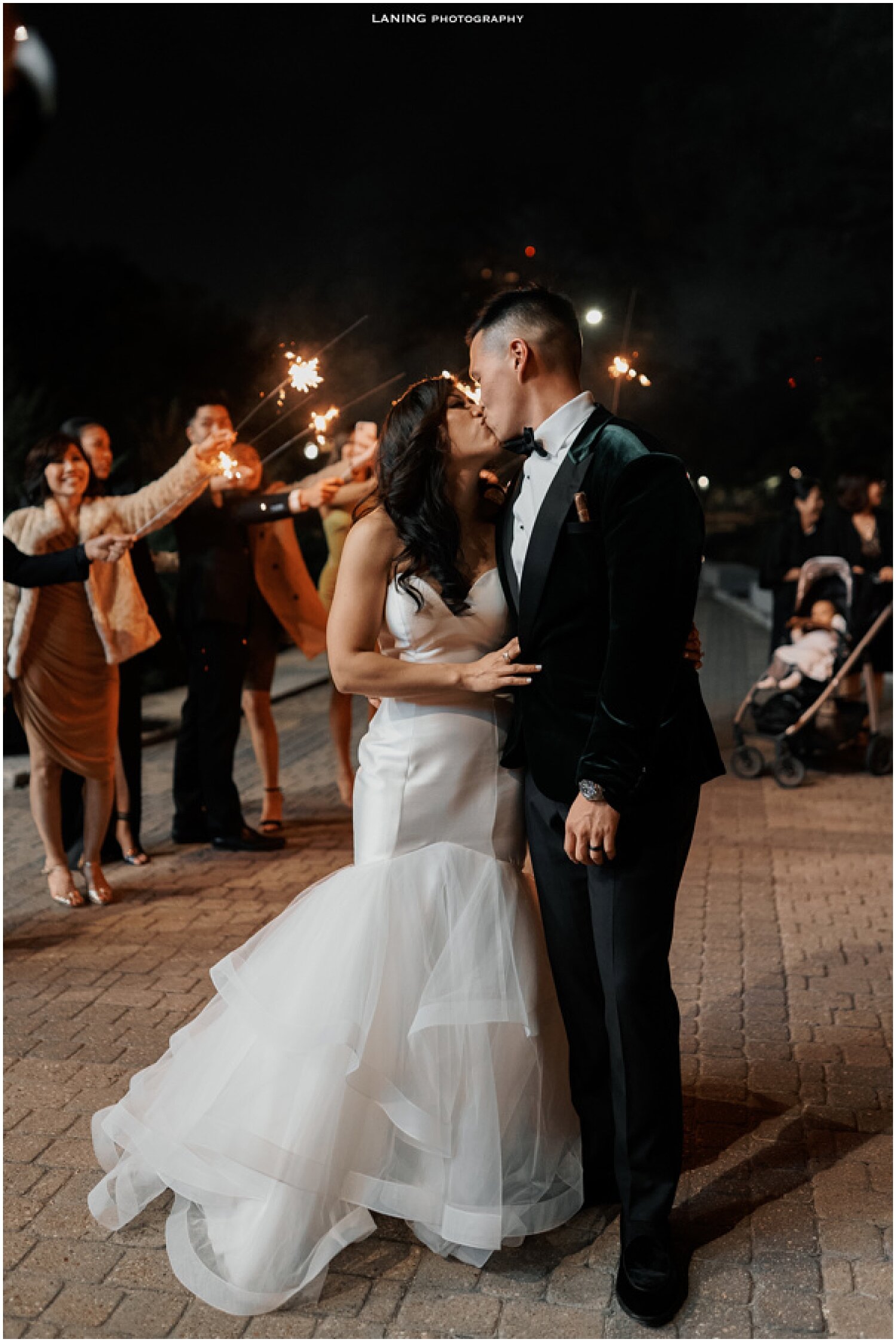  bride and groom’s grand exit in Houston wedding 