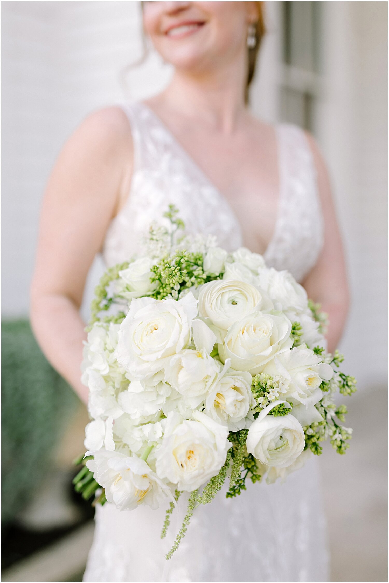  bride’s white bridal bouquet 