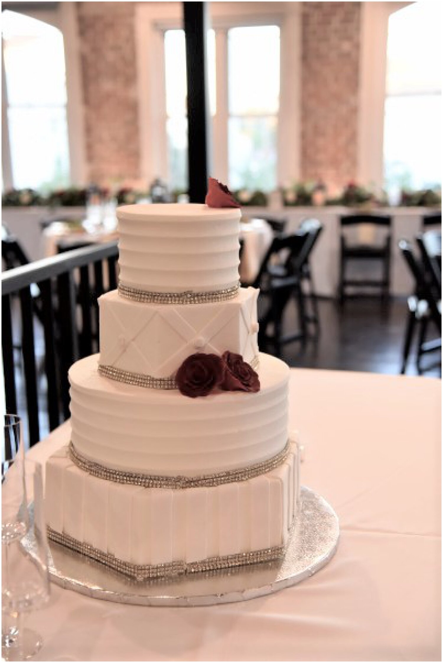  white wedding cake  