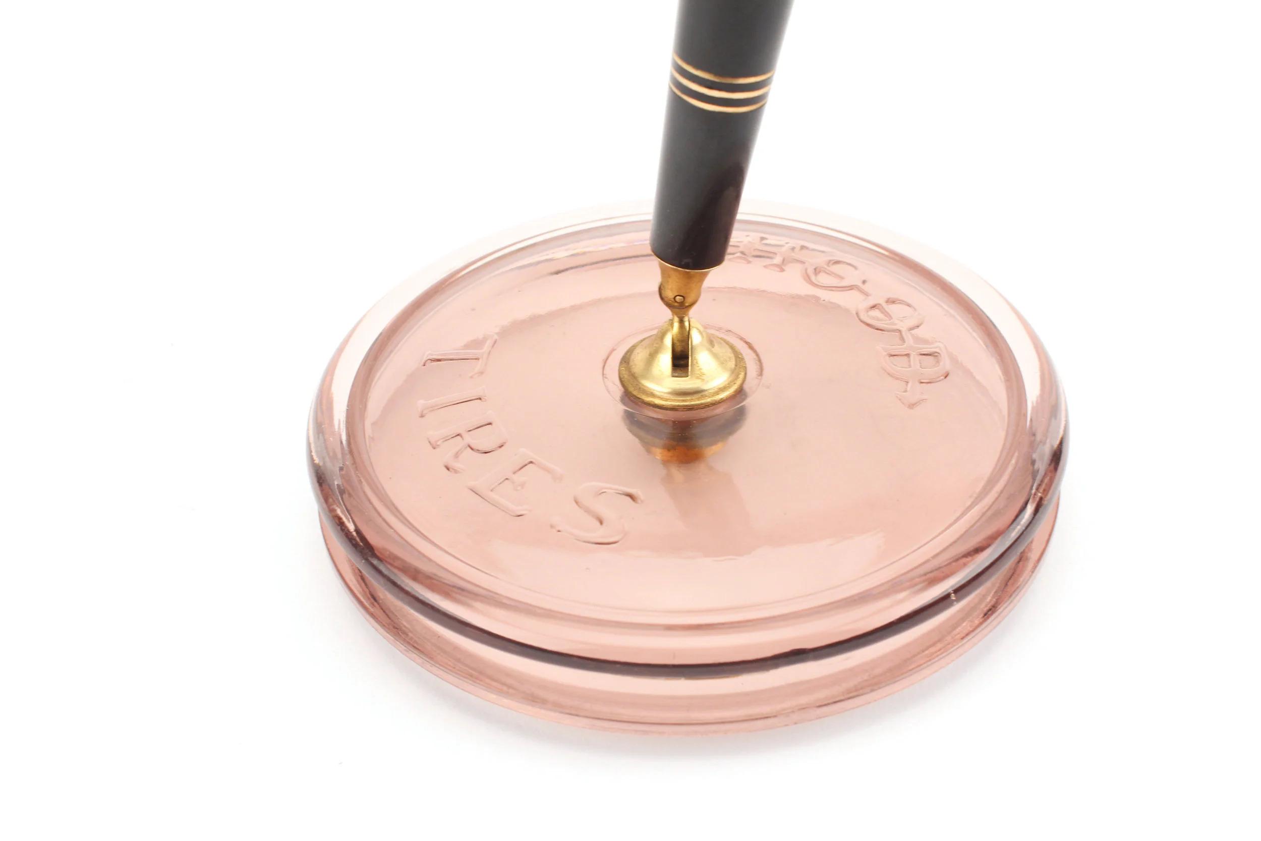 Hood-Pen-Holder-02.JPG