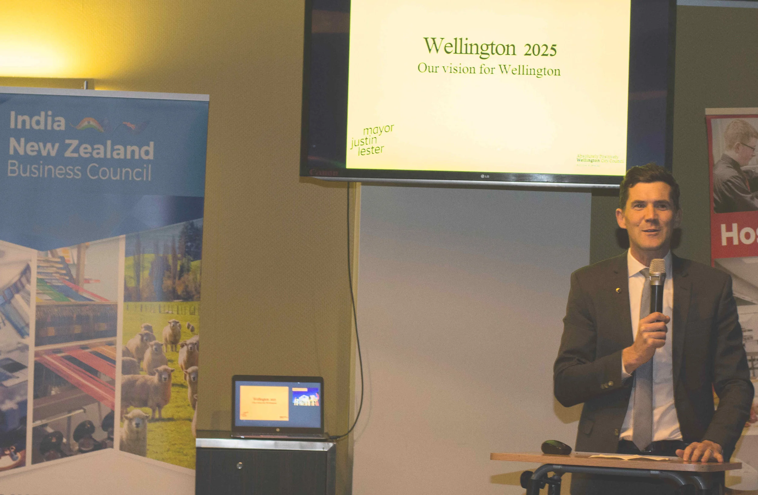 Wellington’s international accessibility needs to improve: Mayor Justin Lester