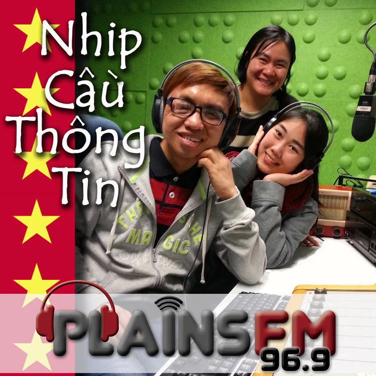 Community radio: Making connections