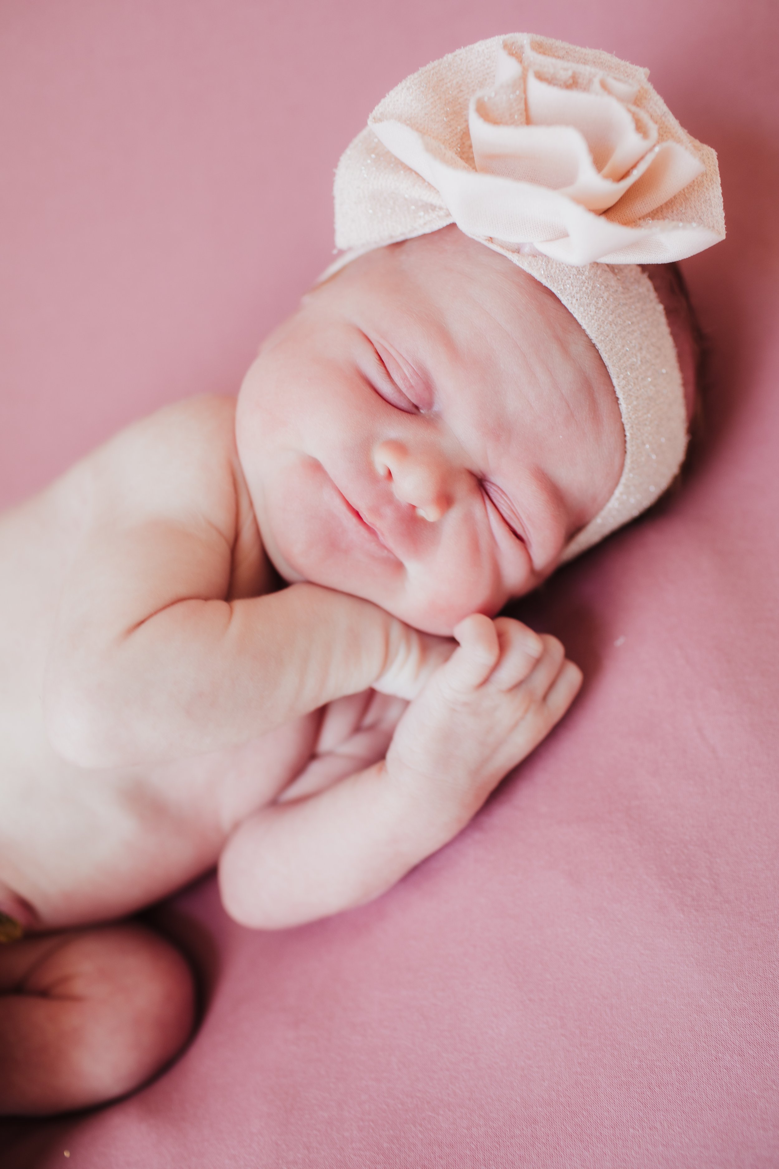 Chloe Schlicht Newborn-3.jpg