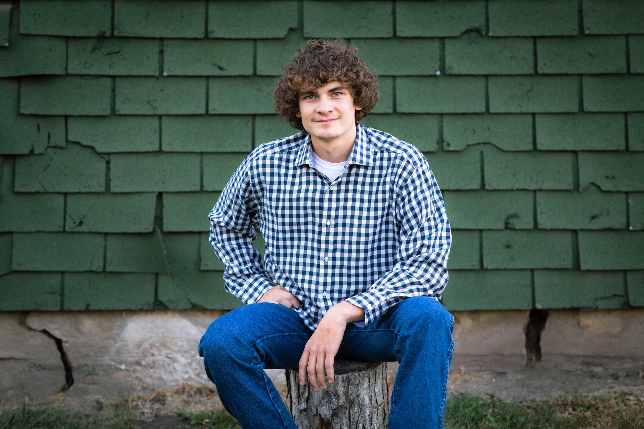 Carson's Senior Photos 2023-27.jpg