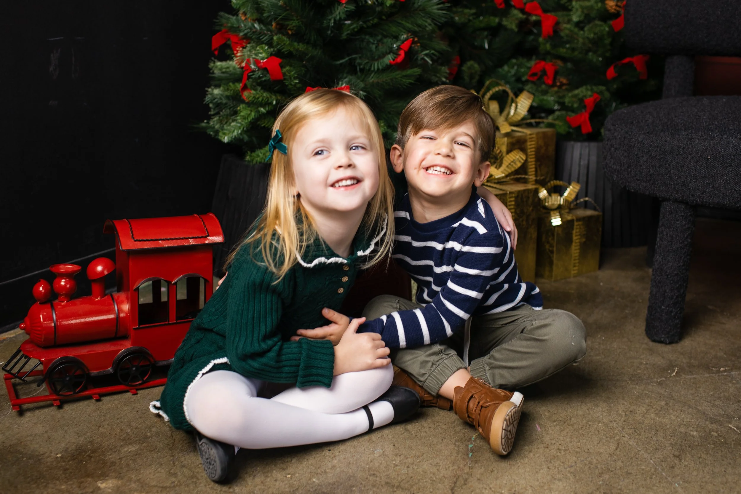 Schlicht Family 2025-3.jpg