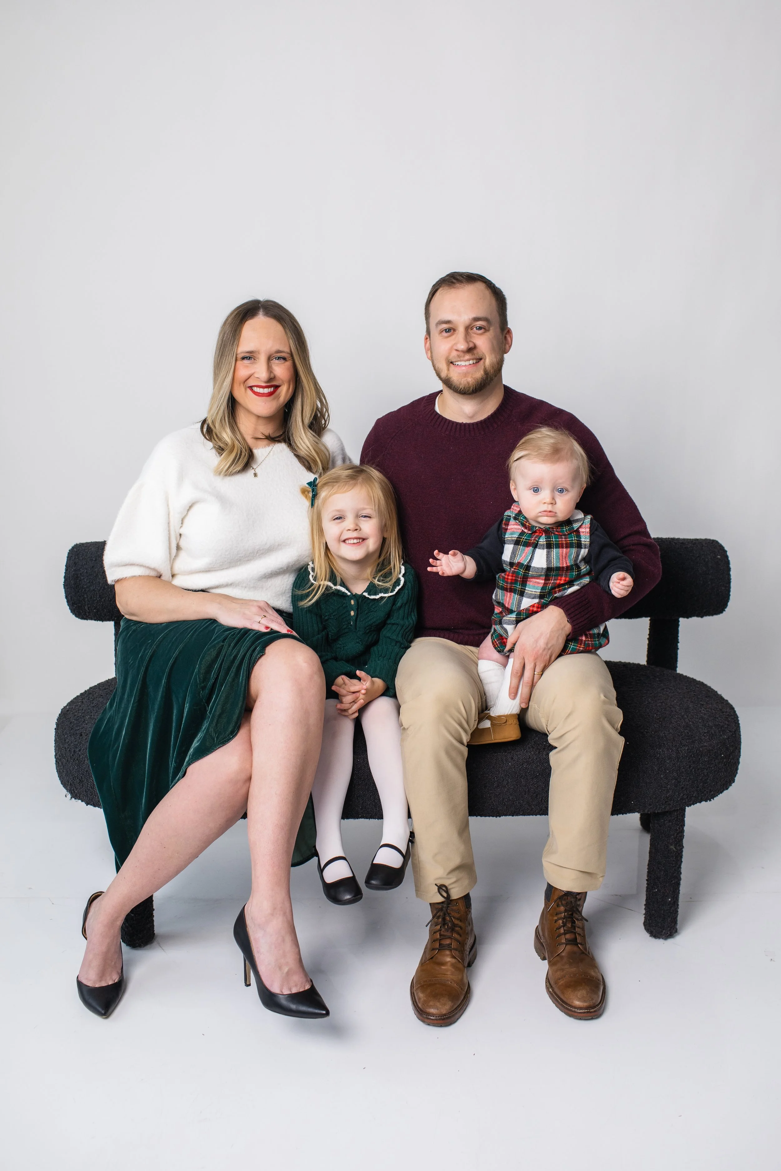 Schlicht Family 2025-57.jpg