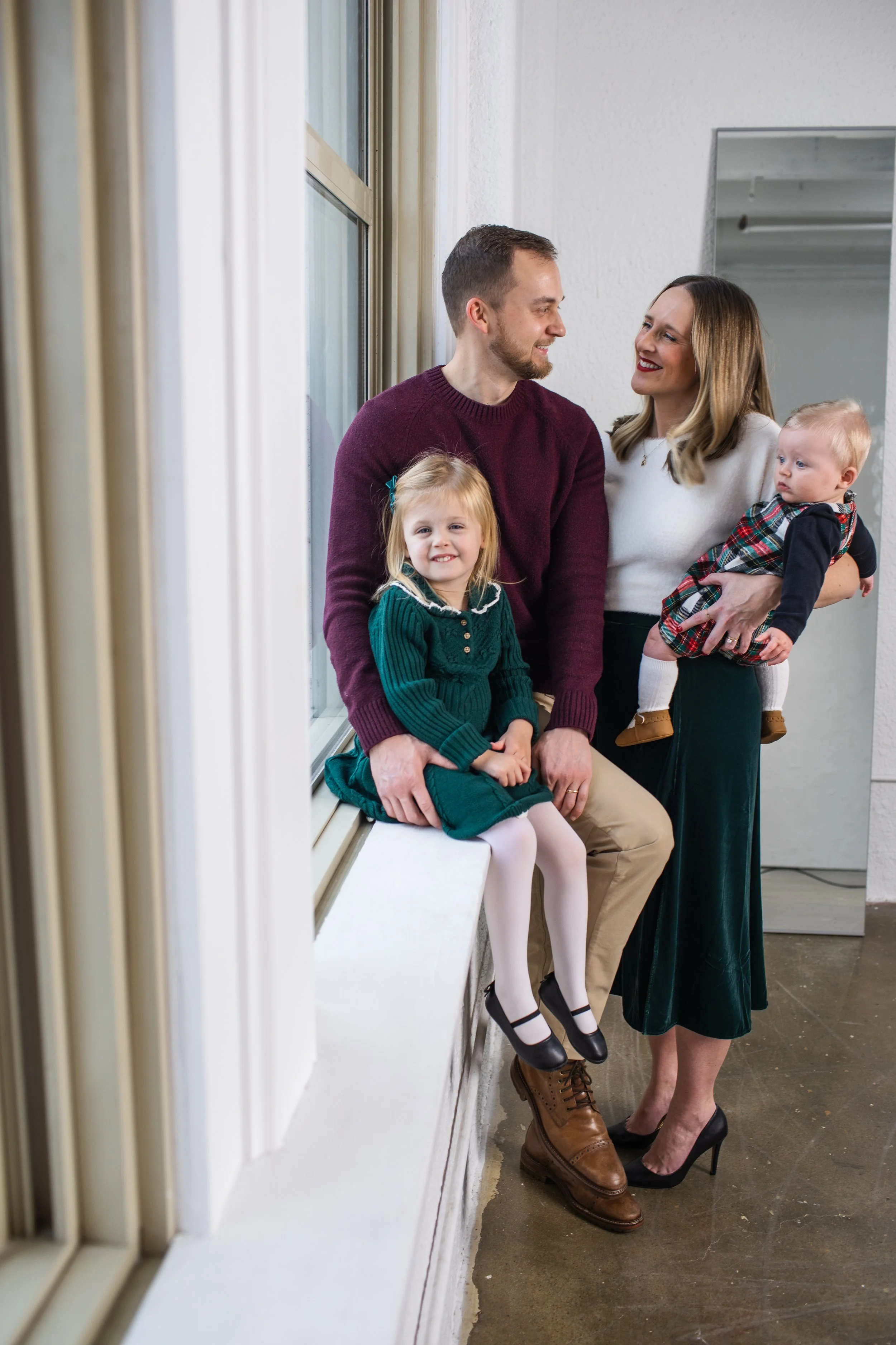 Schlicht Family 2025-114.jpg