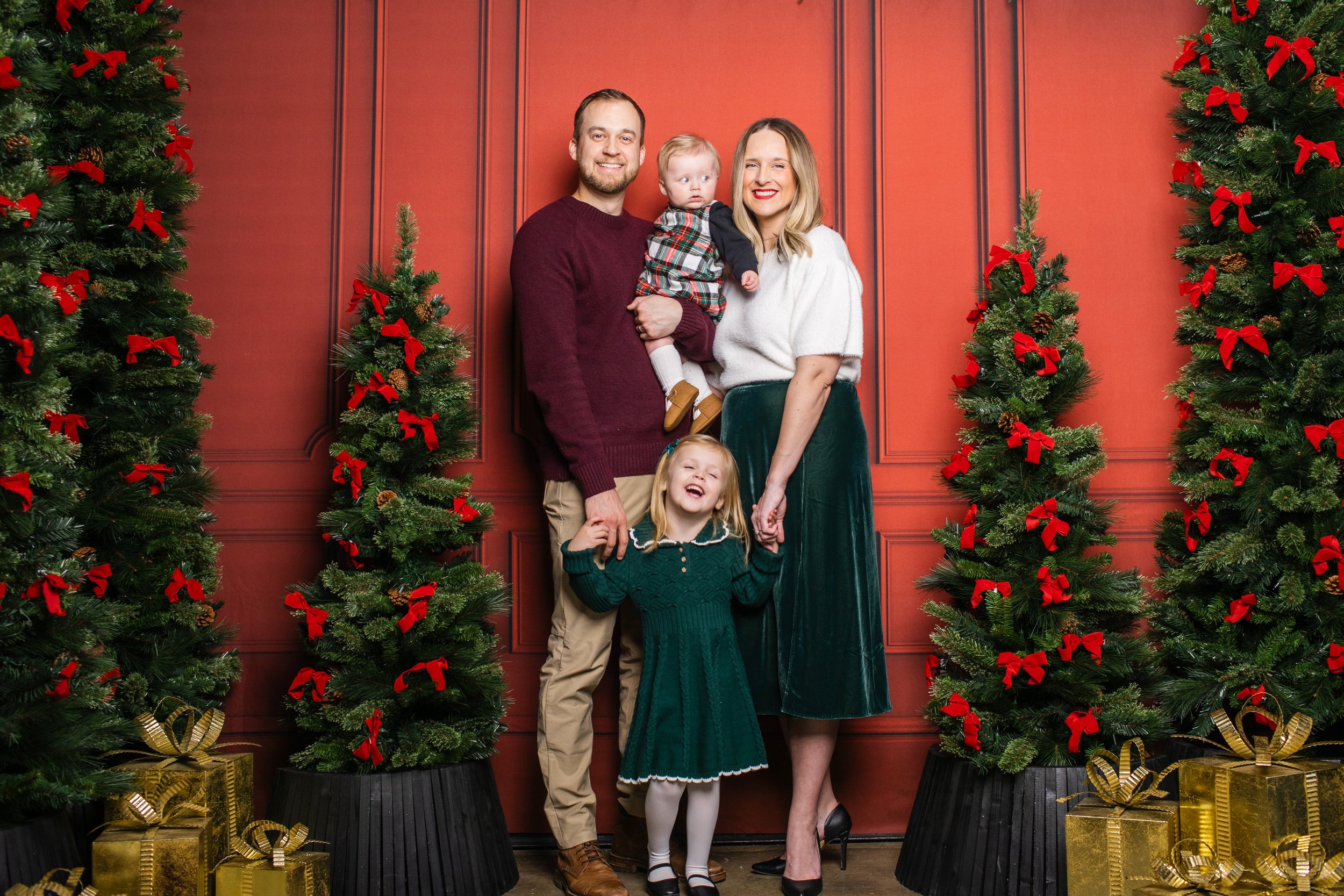 Schlicht Family 2025-144.jpg