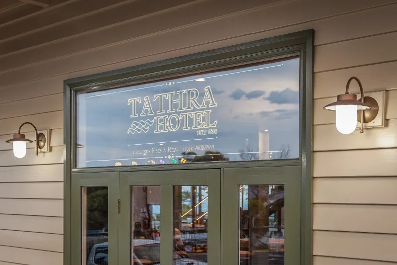 building front -16 tathra hotel 800.jpg