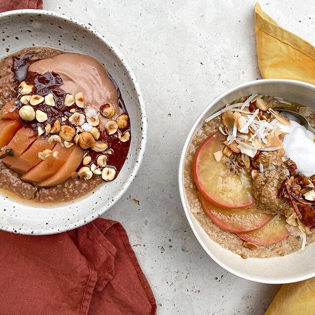 These two delicious breakfast recipes by @harriet.olive - in your inbox this morning 🧡🍫🥥🍏