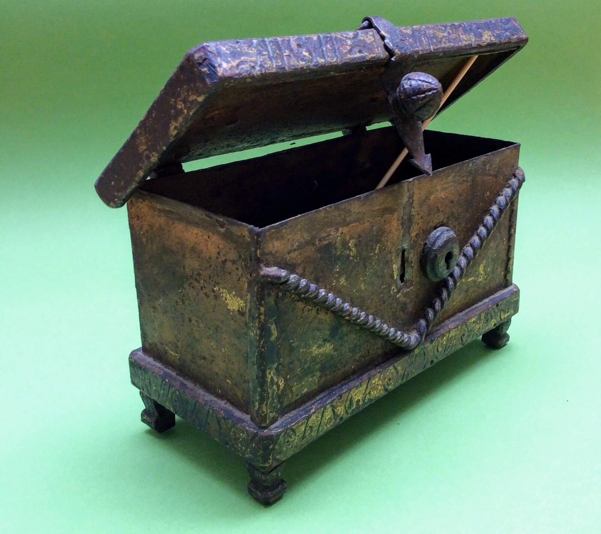 Unique Antique Casket with Alligator Motif and Artillery Badge