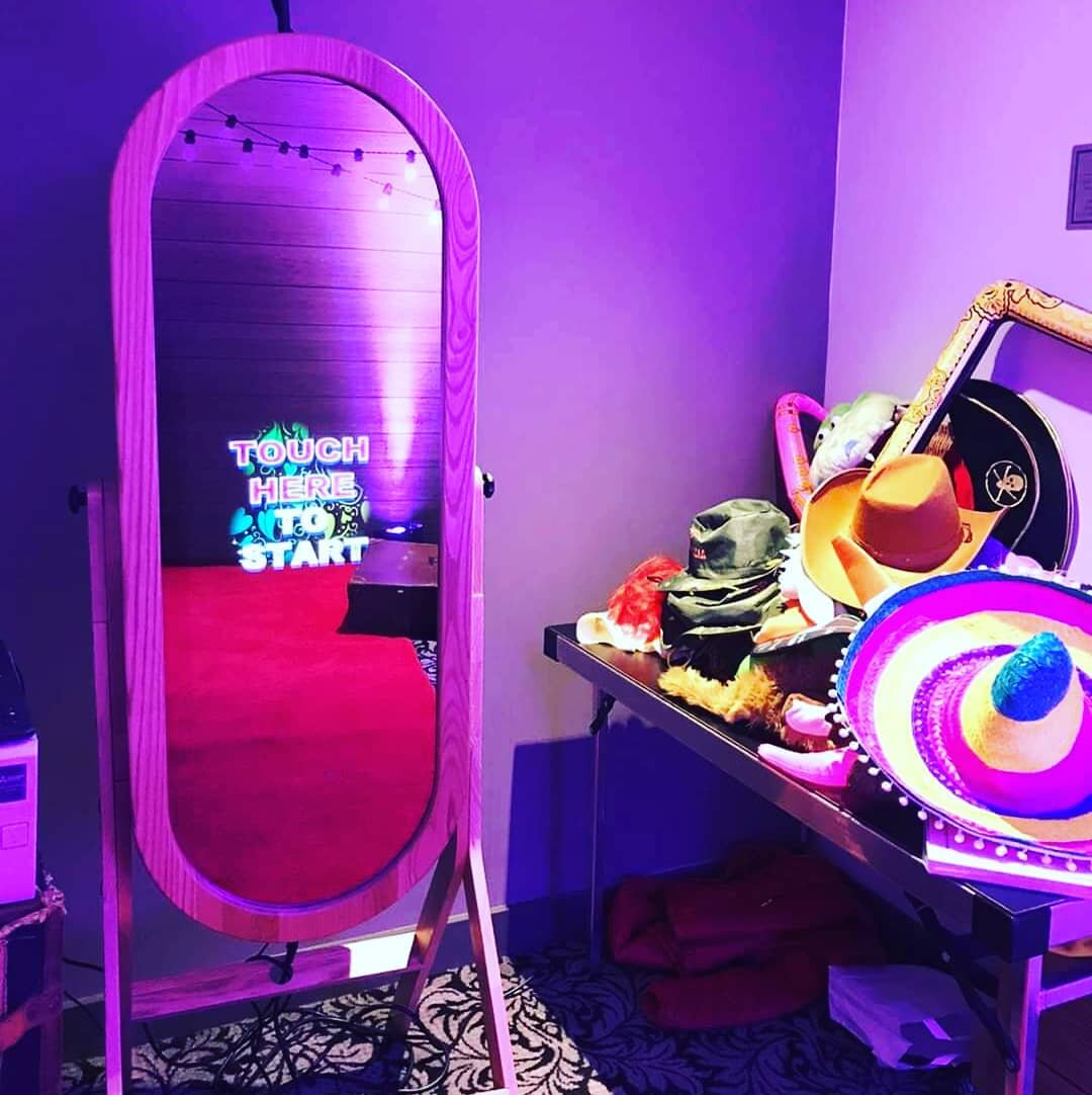 Are you getting married in April 2020?

We have some great discounts available on some of our products, including our retro magic mirror and LED dance floors.

If your venue is in Fife, give us a message with your date and venue and see what we can o