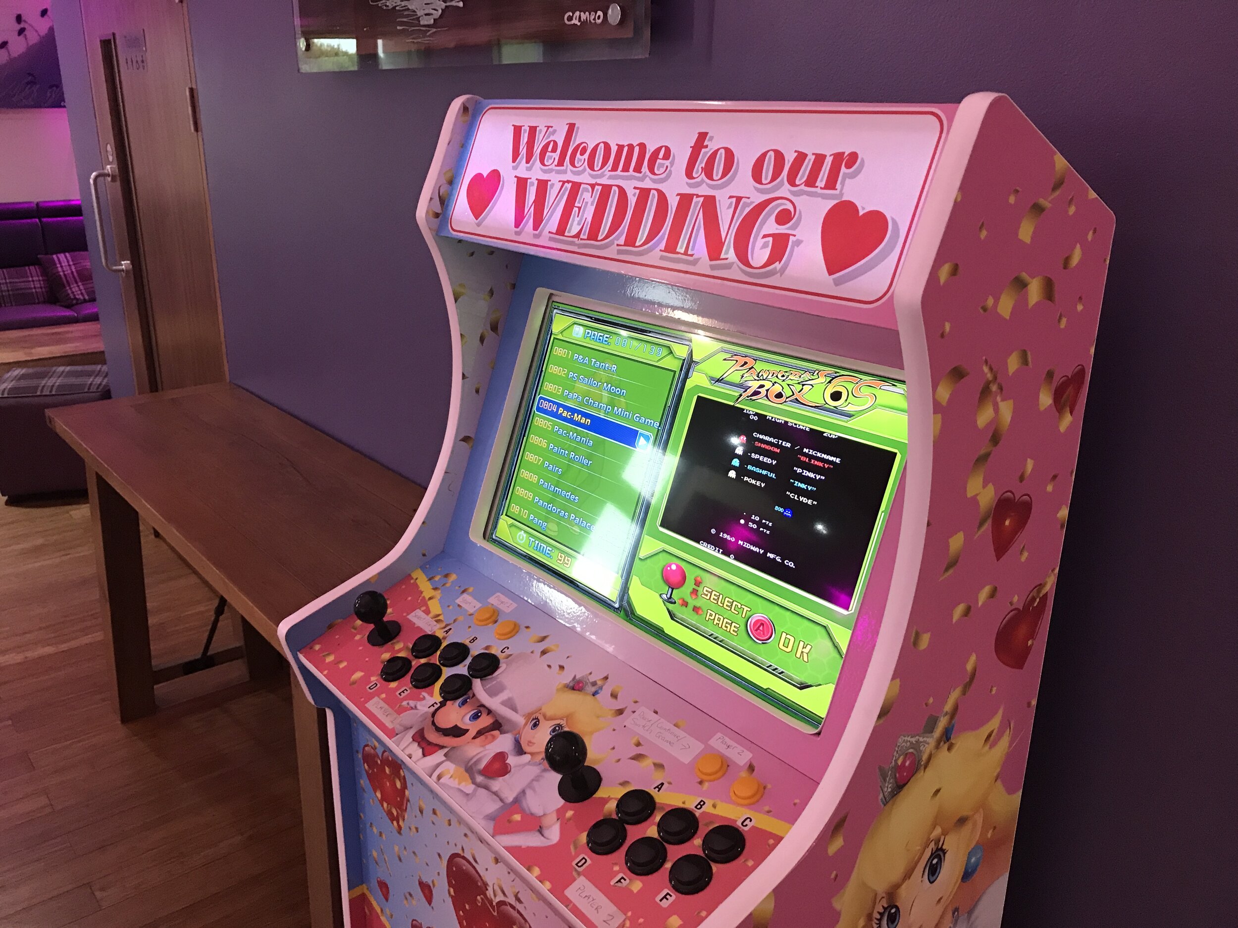 Wedding Arcade Machine, The Vu