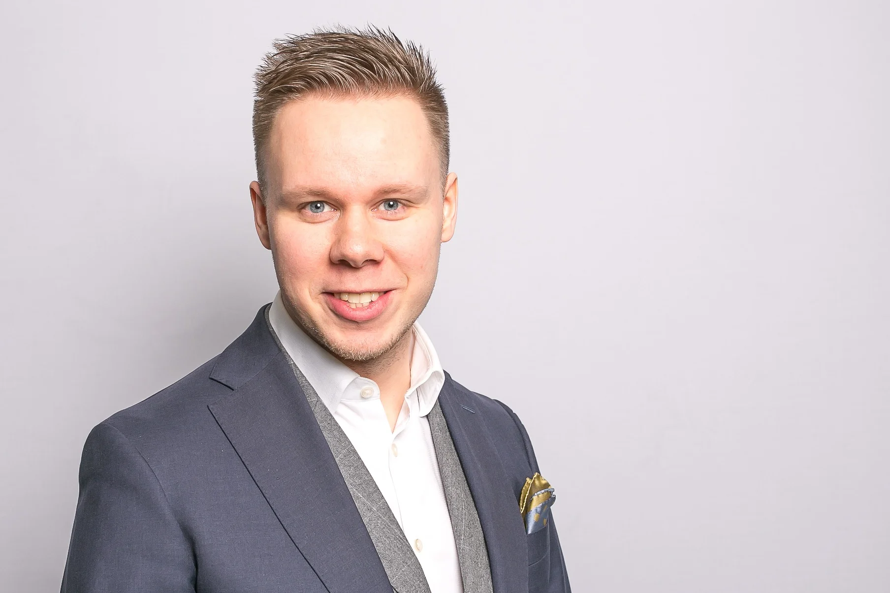 Markus Tyrni Head of Sales 045 357 2007 markus.tyrni@springvest.fi Koko Suomi